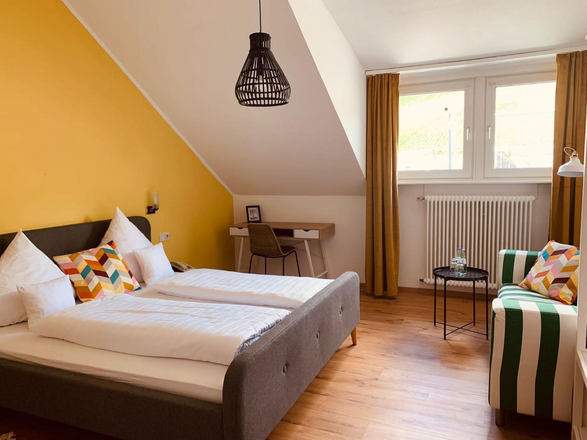 Vegan Hotel Und Restaurants Nicolay 1881 Zeltingen-Rachtig Exteriör bild